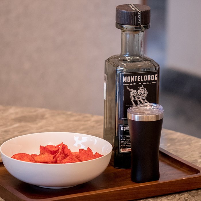 Vaso tequilero de acero inoxidable personalizable en Monterrey Mexico - color negro - Todika premium drinkware